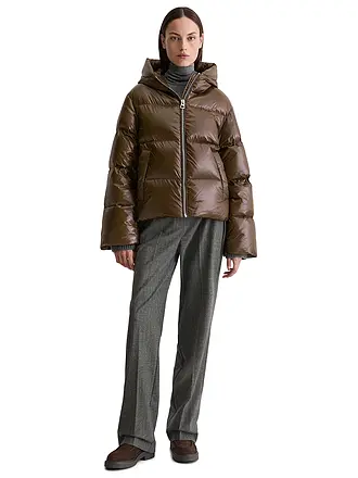 MARC O'POLO | Steppjacke
Marca: MARC O'POLO
Color: marrón
Categorías: Moda,Mujer
Largo de manga: Manga larga
Material: Poliéster / Poliamida
Forma del cuello: Capucha
Diseño: Liso
Corte (Prenda exterior): Regular
Estilo: Casual,Pure
Detalles: Bolsillos laterales,A |